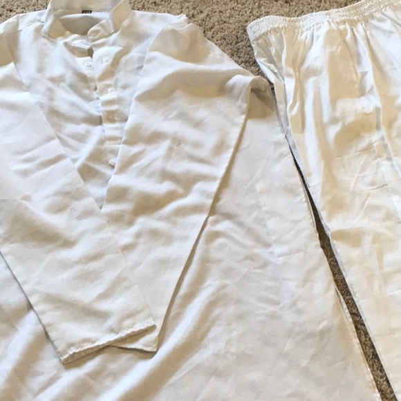 Kurta pajama - Picture 1 of 2